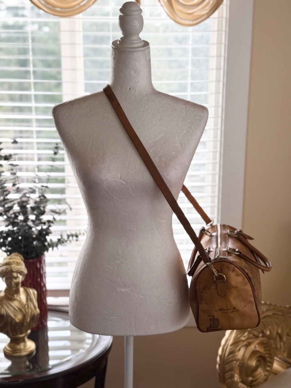 Alviero Martini Bundle Cognac Logo Barrel Crossbody with Brown Trim And Pouch - Picture 11 of 16